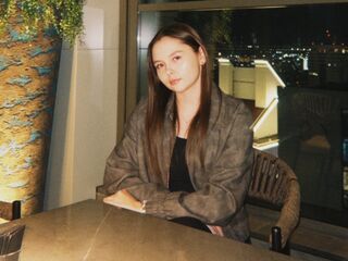 camgirl spreading pussy TericaLitten