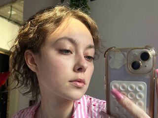 naked girl with webcam masturbating with sextoy ThuyThorstad