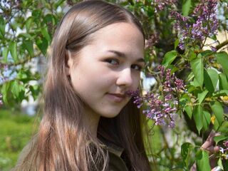 webcamgirl video chat TristaArron
