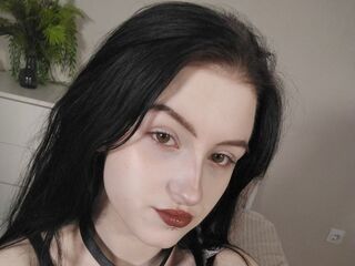 cam girl masturbating with dildo UdeleGallamore