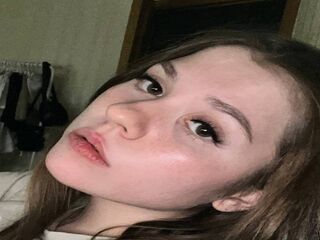 naked cam live UshaNakama