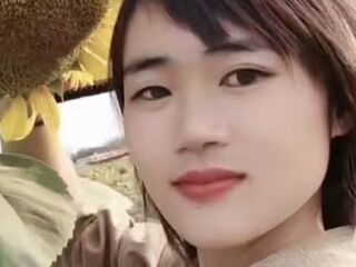 sexy live girl XiaoqiongLen