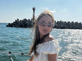 adult webcam chat room YaekoBrowers